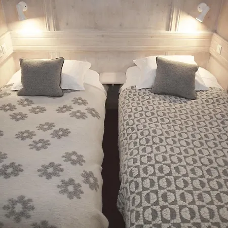 Val D'este Hotell